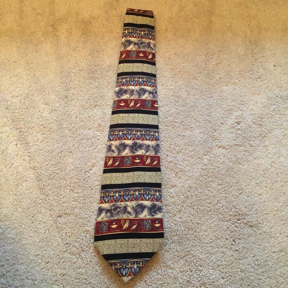 Metropolitan Museum of Art Tie Egyptian Hieroglyphics Motif : 100% Silk